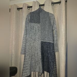 Knox Rose Gray and Blue Sweater